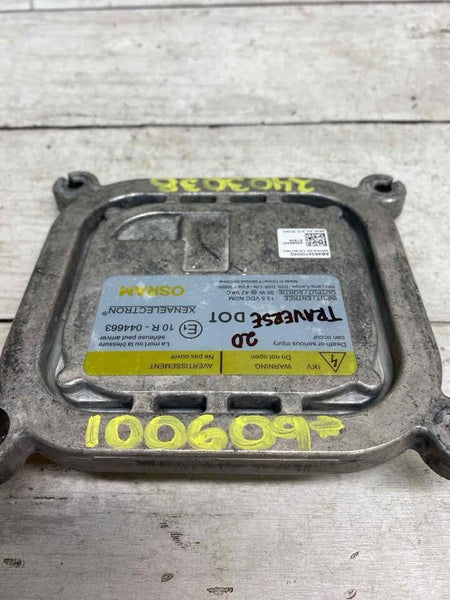 Chevrolet Traverse hid xenon 18 21 headlight ballast ctrl unit OEM AB4834700HQ