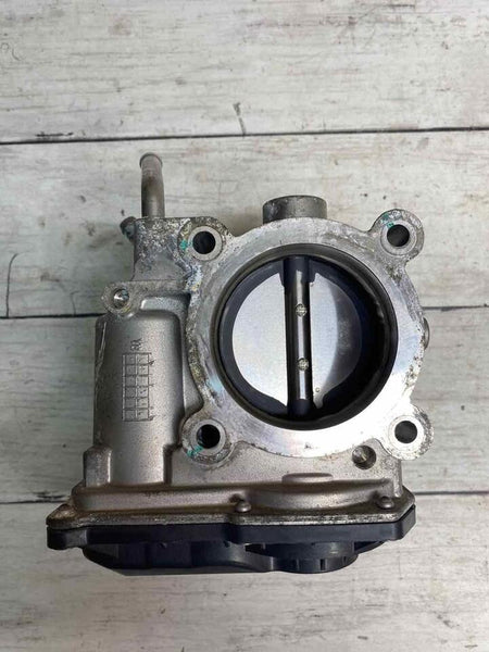 18 21 HYUNDAI KONA 2.0L THROTTLE BODY VALVE ASSY OEM 351002E400