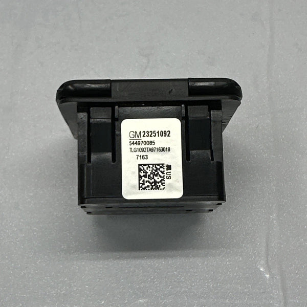 2018 TO 2021 CHEVY TRAVERSE REAR CONSOLE POWER OUTLET SOCKET ASSY OEM 23251092