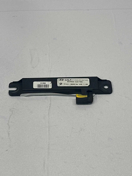 2025 KIA K4 KEY LESS ENTRY ANTENNA RECEIVER CONTROL MODULE UNIT OEM 95460GG100
