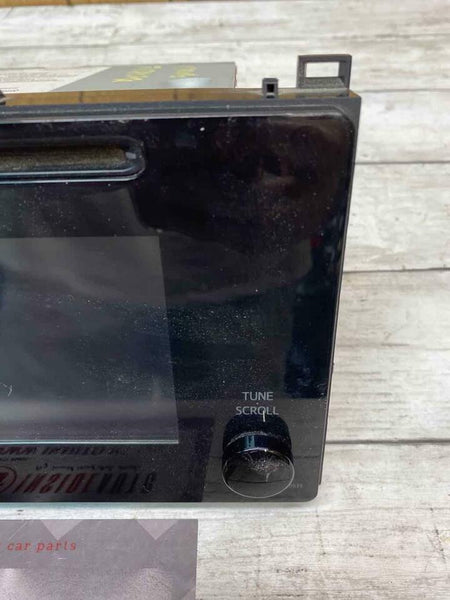 Radio AM/FM para Toyota Corolla 2017-2019 con pantalla y receptor OEM 8614002520 100639