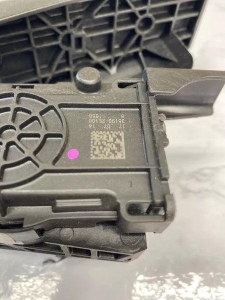 15 16 17 18 19 HYUNDAI SONATA PEDAL DEL ACELERADOR CONJUNTO DEL PEDAL 2.4L OEM 0412B1C1200
