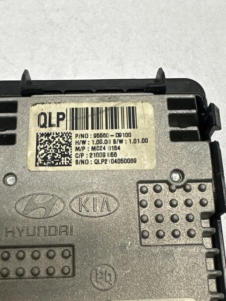 2022 KIA SPORTAGE CENTER CONSOLE WIRELESS CHARGER MODULE ASSEMBLY OEM 95560D9100