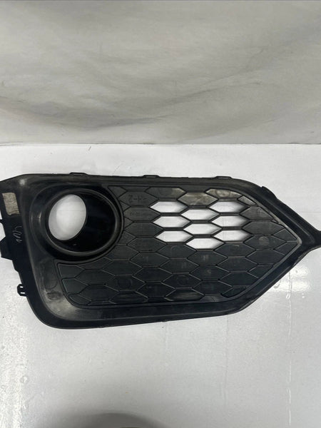 2016 TO 2021 HONDA CIVIC FRONT BUMPER RIGHT SIDE FOG LIGHT TRIM COVER 71103TGGA2
