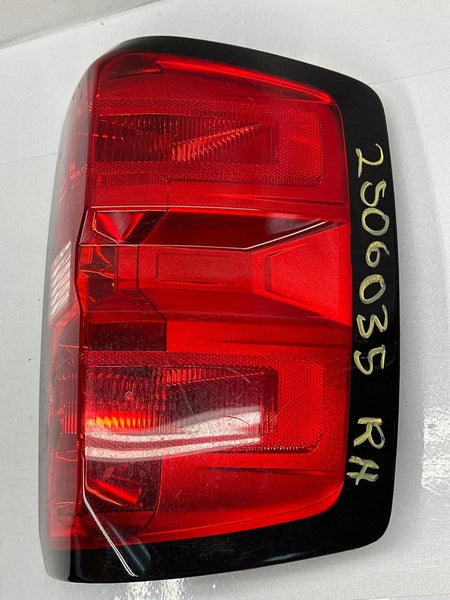 2016 TO 2019 CHEVY SILVERADO 1500 TAIL LIGHT PICKUP RIGHT SIDE CLASSIC STYLE 84288723