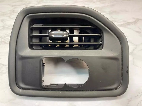 20 21 22 CHEVROLET SILVERADO 1500 VENTILACIÓN DE AIRE ACONDICIONADO HVAC EXTERIOR LADO IZQUIERDO OEM 84701324