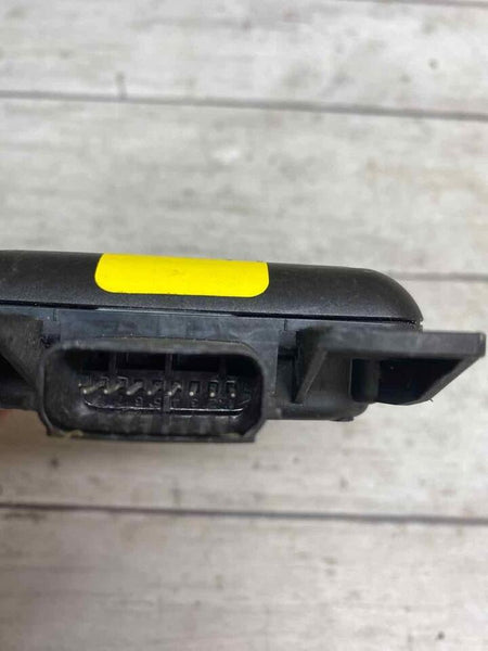 Buick Encore blind spot alert control module 17 19 rear right side OEM 42358266