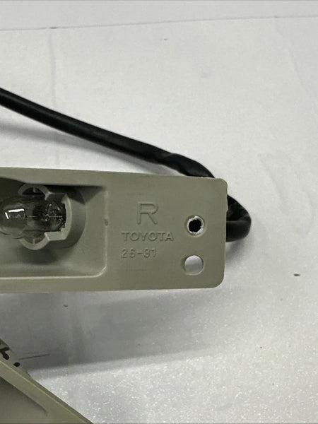 2010 TO 2021 TOYOTA 4RUNNER LICENSE PLATE LIGHT RIGHT SIDE LAMP ASSEMBLY OEM