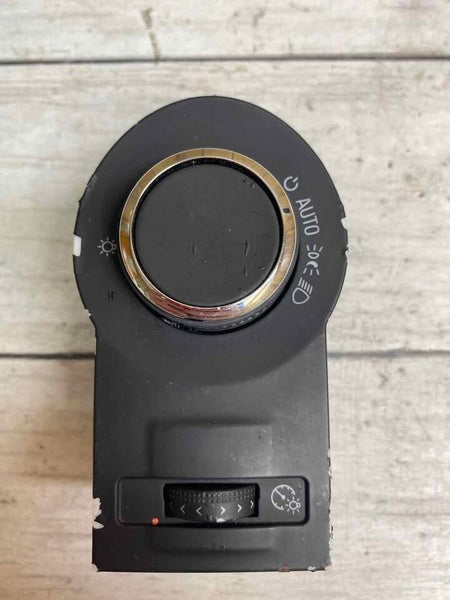 HEADLIGHT SWITCH CHEVROLET CAMARO 10 15 DASH MOUNTED NO FOG LIGHTS OEM 92218816