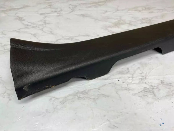 Moldura de la placa de protección de la puerta delantera izquierda para Toyota Highlander 2022-24 OEM 679140E100