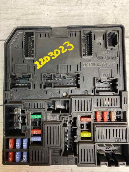 NISSAN ROGUE SPORT POWER SUPPLY CONTROL MODULE 17 22 FUSE BOX OEM 284B75NA0B