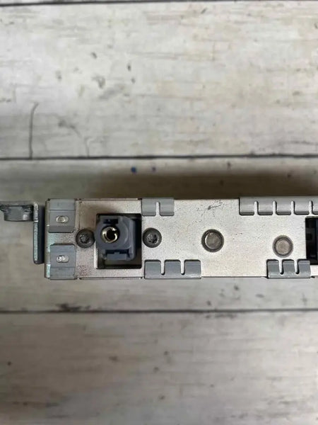 Range Rover Sport radio am fm 12 13 satellite receiver VPCF6F18C961BE LR029612