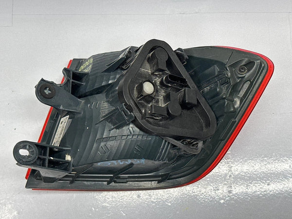 2012 TO 2015 BMW 328 TAIL LIGHT RIGHT SIDE SEDAN QUARTER PANEL ASSY OEM 63217313039
