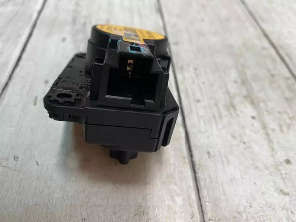 Chevrolet Equinox air flap motor 2019 servo actuator assy OEM 16464776R2
