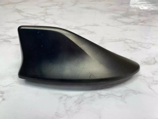 ANTENA DE RADIO FM PARA TOYOTA COROLLA 2020 CON TECHO DE ALETÓN DE TIBURÓN NEGRO TEXTURIZADO OEM 8676002020