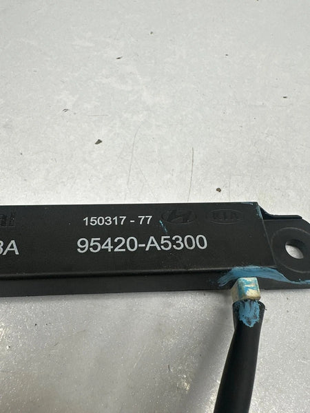 2015 TO 2019 HYUNDAI SANTA FE KEYLESS IGNITION CONTROL SMART KEY UNIT OEM 95420A5300