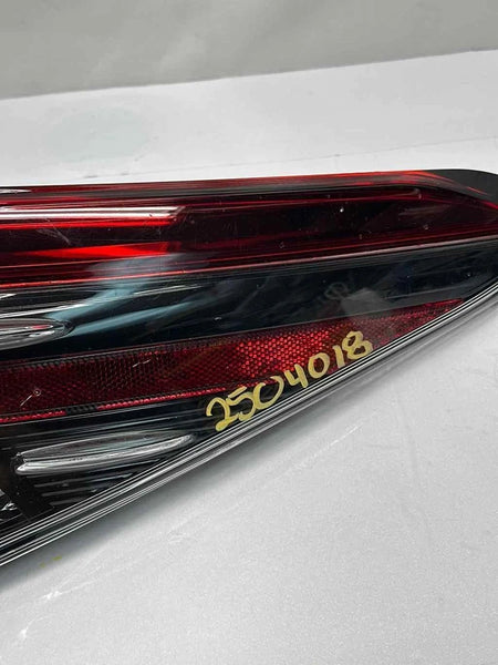 2018 TO 2024 TOYOTA CAMRY TAIL LIGHT RIGHT SIDE QUARTER INCANDESCENT OEM 8155006720