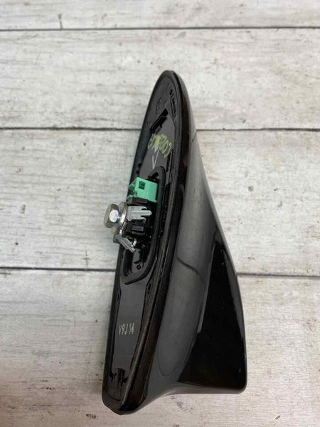 Toyota Corolla radio antenna fm 2020 roof shark fin black 209 OEM 8676002020
