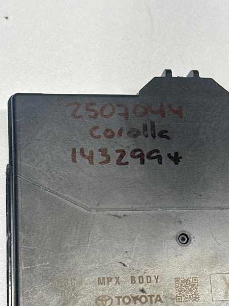 2019 TO 2023 TOYOTA COROLLA MULTI NETWORK CONTROL MODULE UNIT OEM 8922112J30 SEDAN