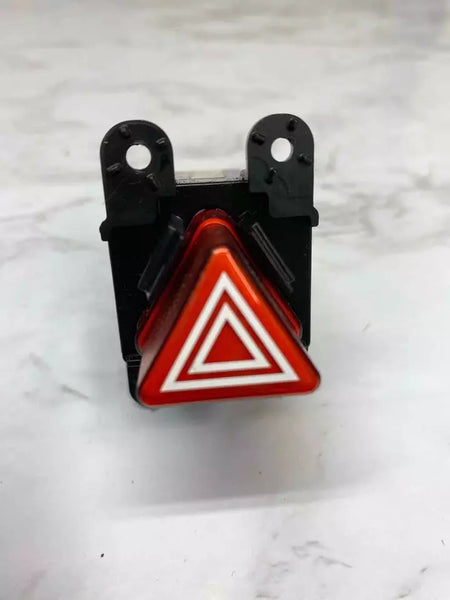 21 22 23 HYUNDAI ELANTRA INTERRUPTOR DE LUZ DE ADVERTENCIA DE EMERGENCIA DEL TABLERO OEM 93790AA000