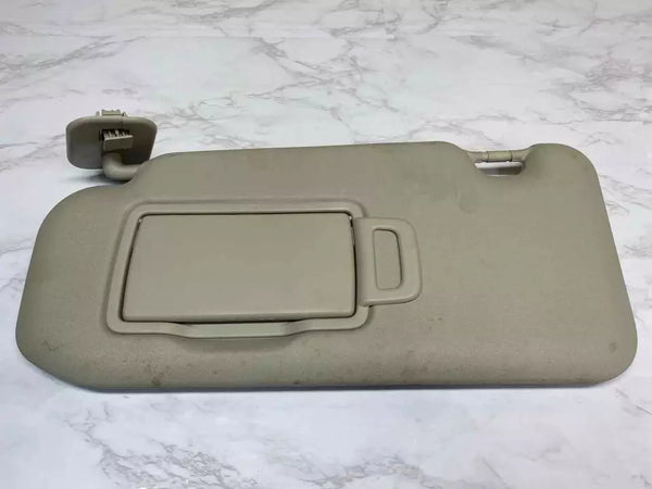 20 21 22 NISSAN SENTRA PARASOL LADO IZQUIERDO SIN ILUMINACIÓN GRIS OEM 964016LE0C