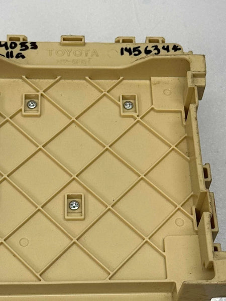 2014 TOYOTA COROLLA JUNCTION BOX CABIN RELAY FUSE BLOCK BOX ASSY OEM 63582642