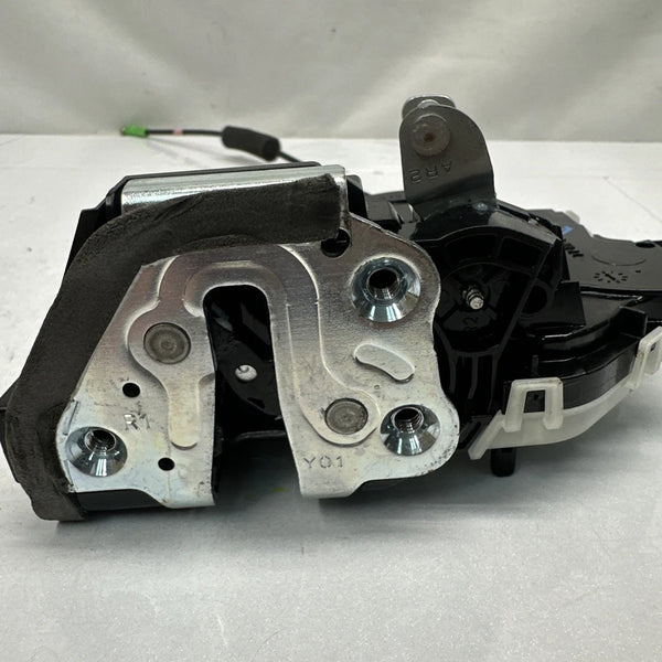 2023 2024 TOYOTA COROLLA DOOR LOCK ACTUATOR REAR RIGHT SIDE OEM 6905012470 SEDAN JAPAN