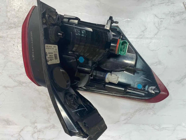 2018 TO 2021 CHEVROLET EQUINOX TAIL LIGHT RIGHT SIDE QUARTER PANEL ASSY OEM 84769836