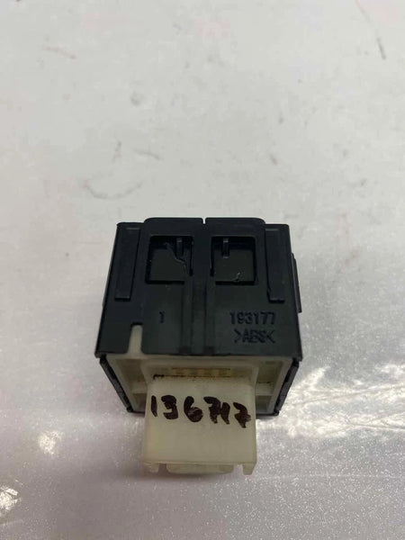 2021 TOYOTA CHR LOCK SWITCH LEFT SIDE DOOR LOCK SWITCH ASSY OEM 193177