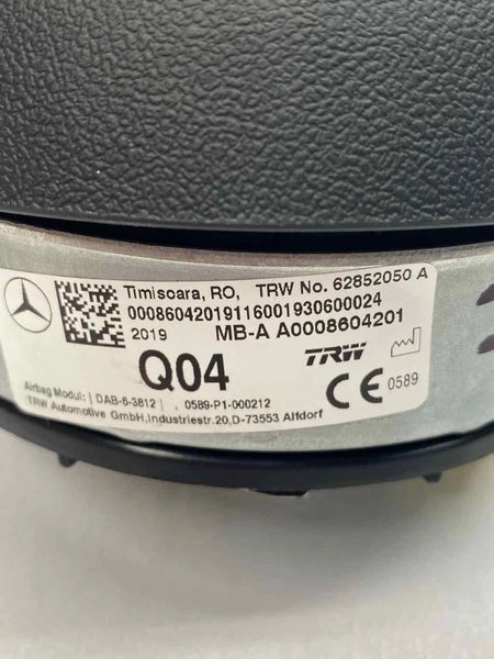 2020 TO 2022 MERCEDES CLA250 AIR BAG STEERING WHEEL WHEEL COVER ASSY OEM 0008604201