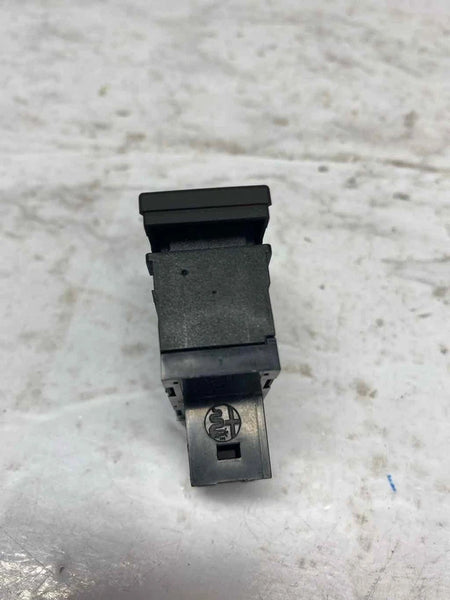 2020 ALFA ROMEO GIULIA DASH SWITCH EMERGENCY HAZARD LIGHT SWITCH OEM 01561095750