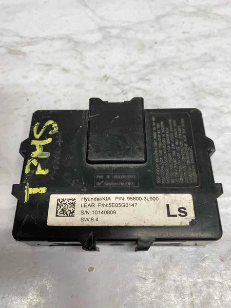 2010 TO 2012 HYUNDAI SANTA FE SUSPENSION CONTROL TPMS MODULE UNIT OEM 958003L900
