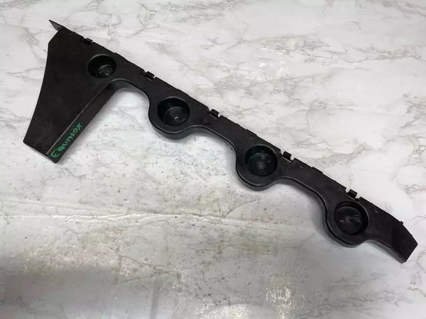 2018 TO 2024 CHEVROLET EQUINOX REAR BUMPER RIGHT SIDE FASCIA GUIDE OEM 23462888