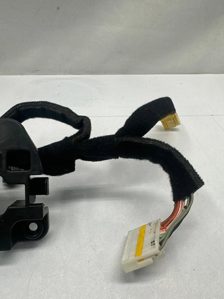 2022 KIA SPORTAGE CENTER CONSOLE USB PORT CHARGER WITH BRACKET ASSY OEM