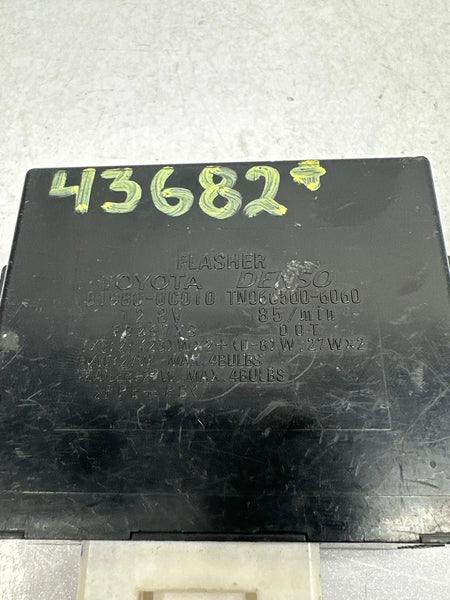 2013 TOYOTA TUNDRA HAZARD WARNING LIGHT CONTROL MODULE UNIT OEM 819800C010