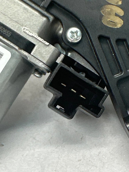 2018 TO 2024 CHEVROLET TRAVERSE WIPER MOTOR REAR WINDSHIELD MOTOR ASSY OEM 84393313