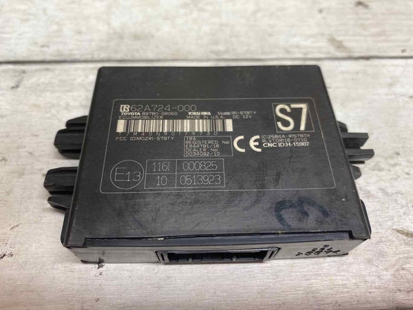 Toyota Corolla immobilizer 20 22 theft locking control unit sedan OEM 897800R050