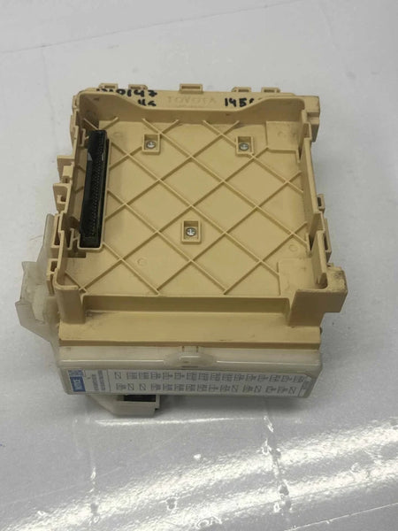 2015 TOYOTA COROLLA JUNCTION BOX CABIN FUSE RELAY BLOCK OEM ASSEMBLY 63582642