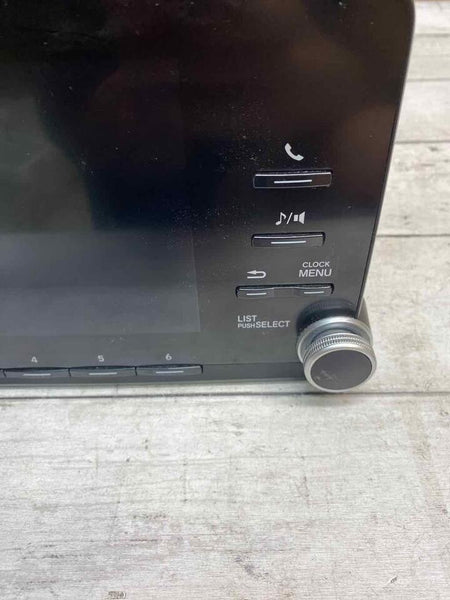 Honda Accord radio AM FM from 18 to 20 7.0" display screen assy OEM 39710TVAA01