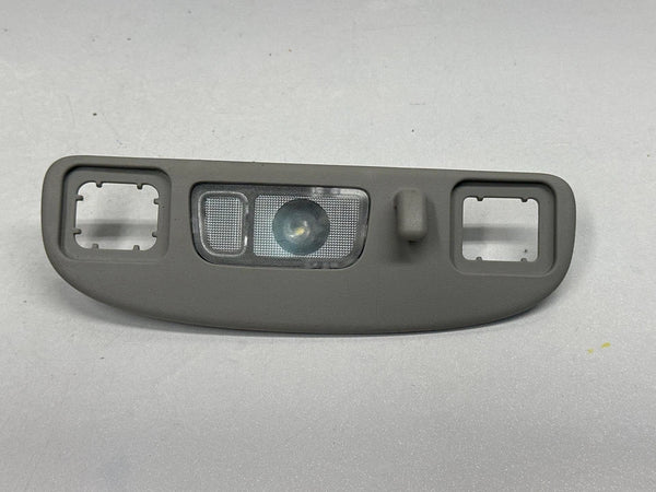 2018 TO 23 CHEVROLET EQUINOX OVERHEAD CONSOLE ROOF DOME LIGHT REAR LEFT SIDE 84260152
