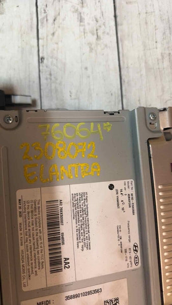19 20 HYUNDAI ELANTRA SED RECEPTOR DE RÁDIO DOS EUA E TELA DE EXIBIÇÃO OEM 96160F2UC0SSH