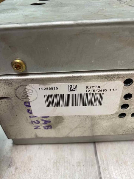Conjunto de receptor de radio para camioneta Dodge Ram 1500 2004-2010 OEM 05064173AF