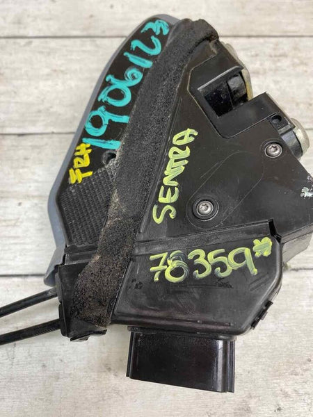 13 19 NISSAN SENTRA FRONT RIGHT DOOR LATCH LOCK ACTUATOR OEM 805003SG0A RH