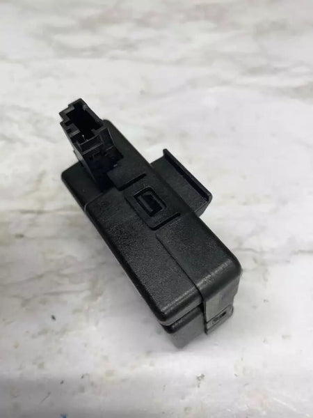 2018 19 20 21 22 23 24 CHEVROLET TRAVERSE CONTROL DE BLOQUEO UNIDAD DE MÓDULO DE BLOQUEO ANTIRROBO OEM 13523281