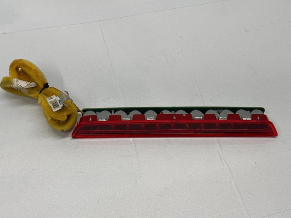 2020 KIA OPTIMA 3RD BRAKE LIGHT REAR AVOIDANCE LAMP ASSEMBLY OEM 92700D4000