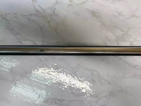 17 18 19 20 21 22 23 GMC ACADIA ROCKER MOULDING LEFT CHROME MOULDING HAS A SMALL DENT 84160415