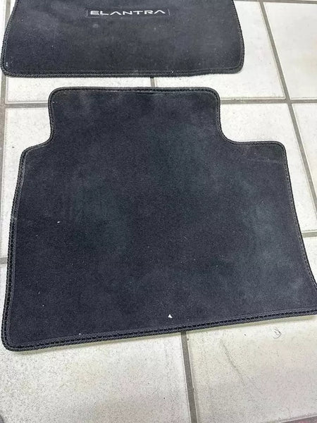 19 20 21 22 23 HYUNDAI ELANTRA FLOOR MATS COMPLETE OF 4 MATS ASSY BLACK OEM ABF14AC000