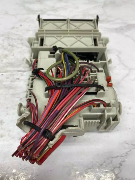 2016 BUICK LACROSSE JUNCTION BOX FUSE RELAY CABIN BLOCK ASSEMBLY OEM 13222786