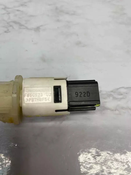 16 17 18 19 20 21 22 23 NISSAN ROGUE INTERRUPTOR DE FRENO PEDAL DE LUZ DE FRENO INTERRUPTOR DE FRENO OEM F85CS23