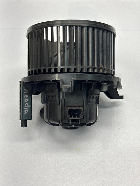 2013 TO 2017 GMC ACADIA BLOWER MOTOR WINDSHIELD FRONT HEATER MOTOR ASSY OEM 22816162
